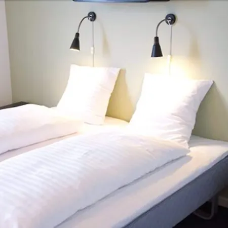 X Motel 2*